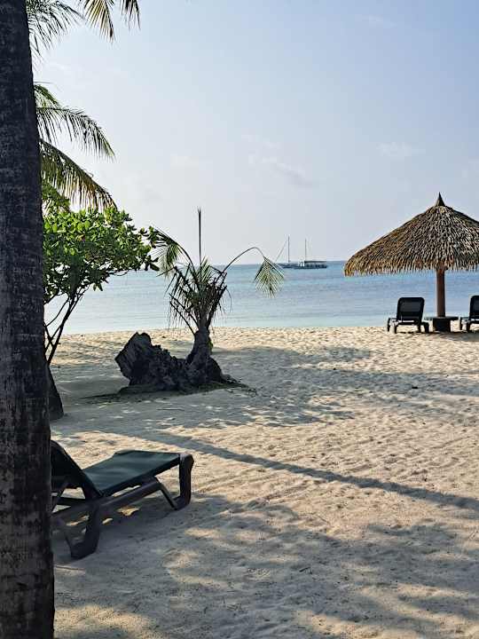 Strand Kuredu Island Resort & Spa