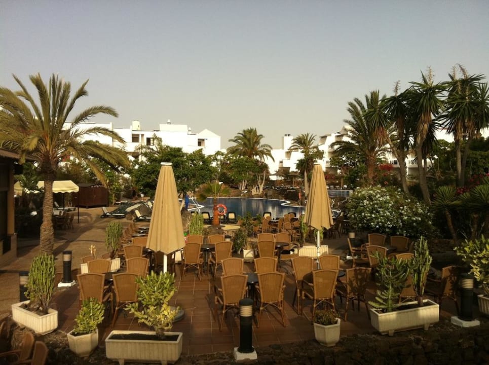 Blick von der Hotelterrasse allsun App.-Hotel Albatros