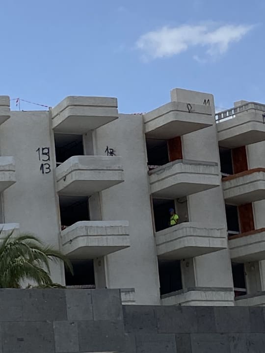 Außenansicht HL Miraflor Suites Hotel