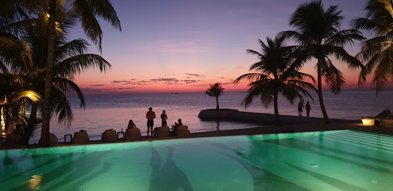 Pool OZEN LIFE MAADHOO