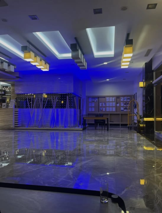 Lobby Telatiye Resort