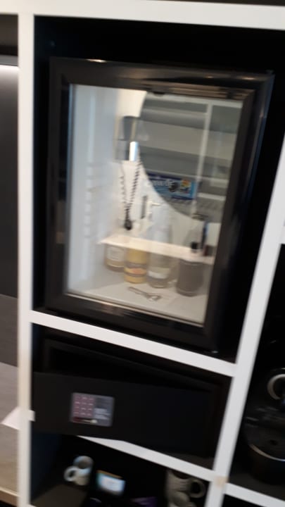 Zimmer INNSiDE by Meliá Düsseldorf Hafen