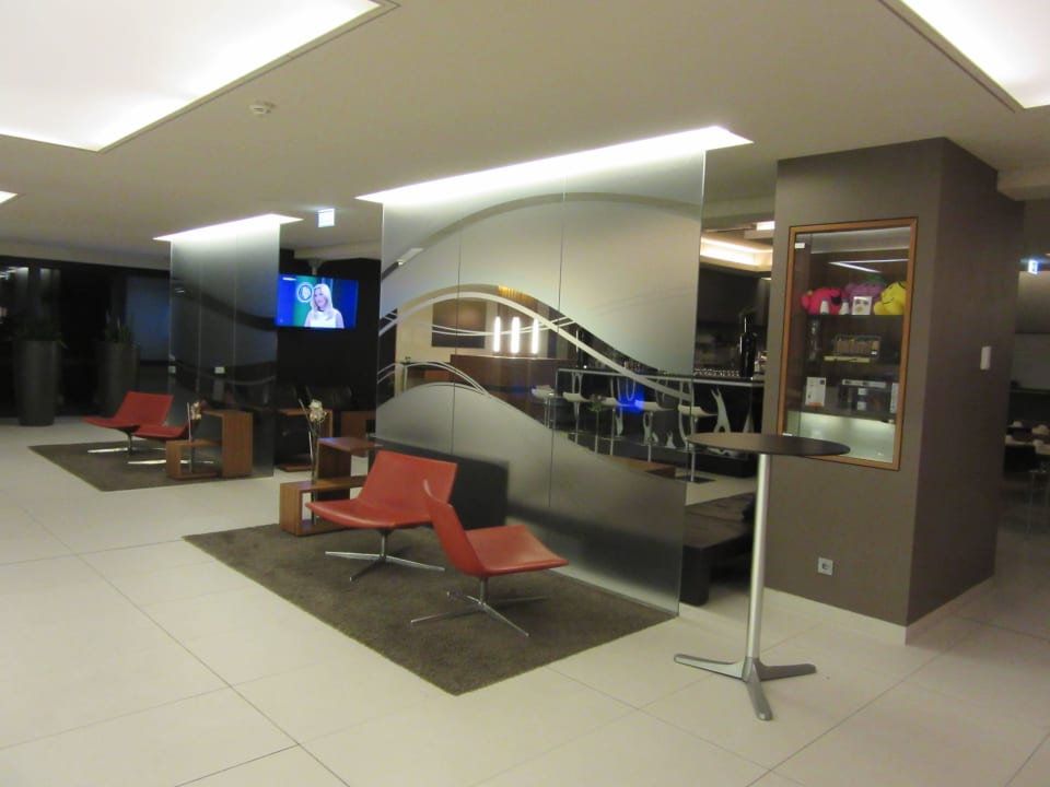 Lobby Novotel Nürnberg am Messezentrum