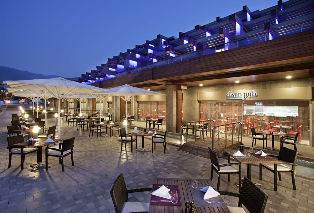 Gartenanlage Hotel Divan Bursa