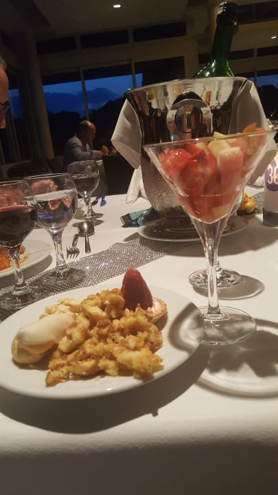 Restaurant ROBINSON PAMFILYA