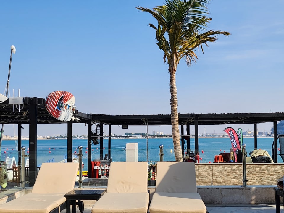 Pool DoubleTree by Hilton Resort & Spa Marjan Island