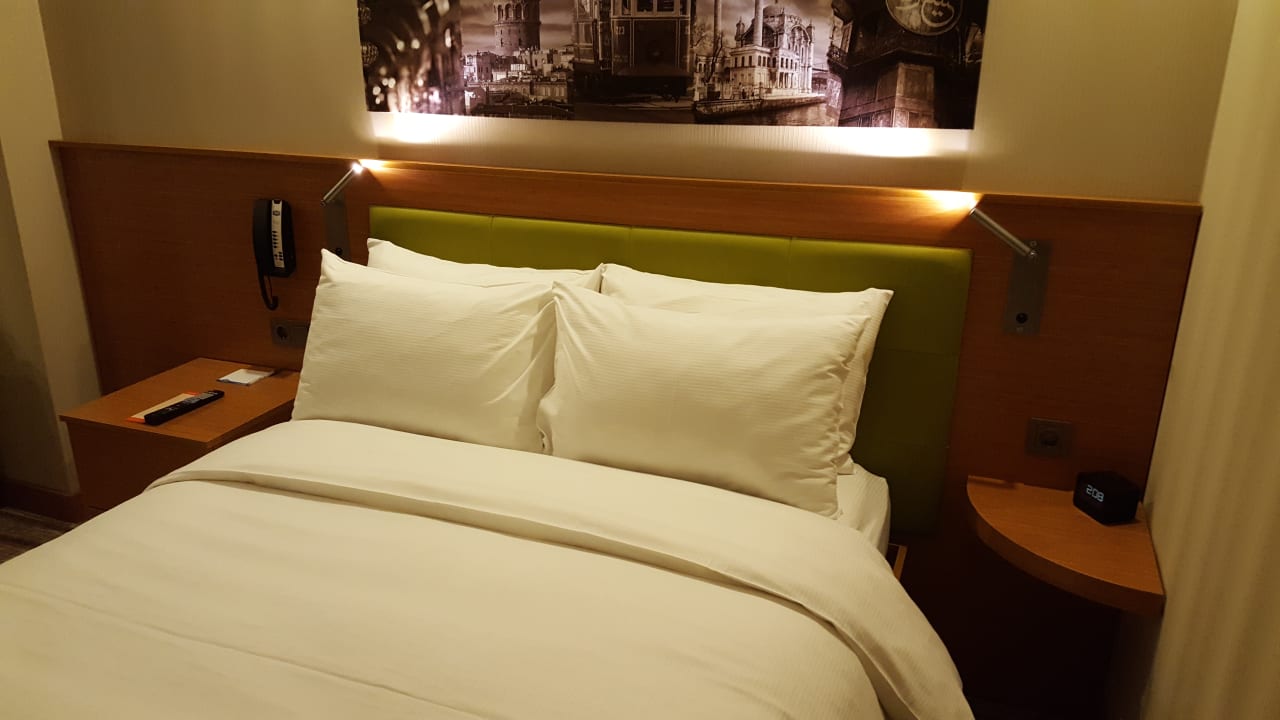 Zimmer Hampton by Hilton Istanbul Atakoy