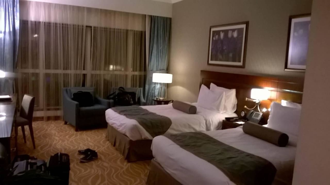 Zimmer mit 2 Einzelbetten Grand Mercure Residence Abu Dhabi