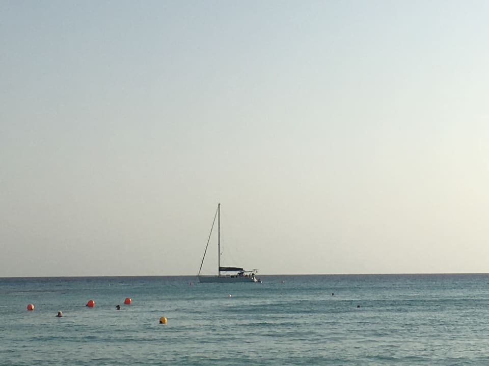 Strand Hotel Nissi Beach Resort
