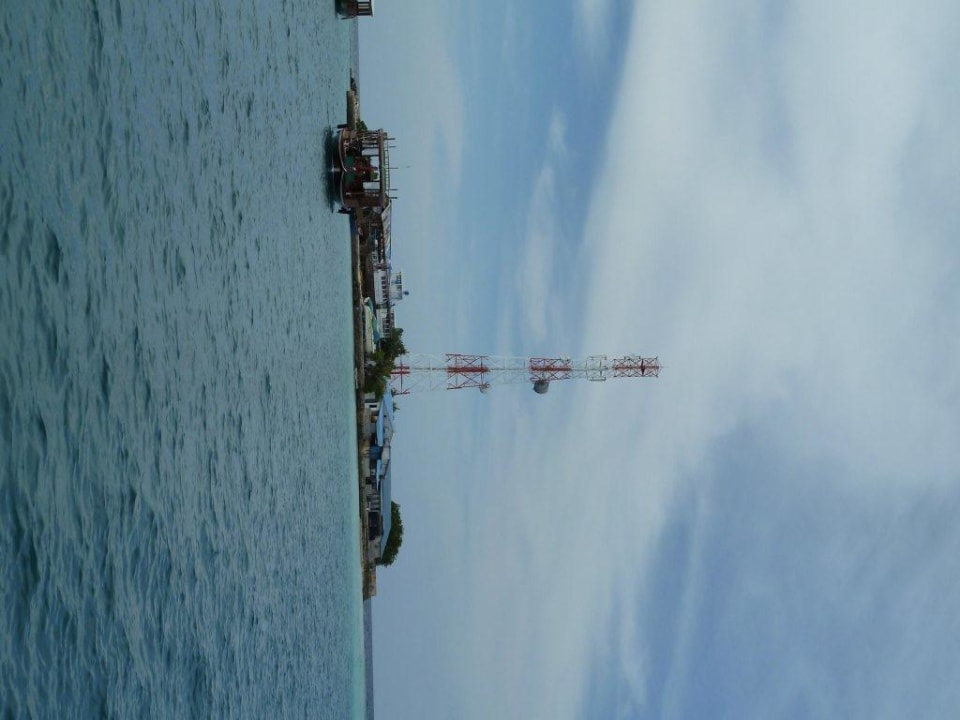 Funkturminsel im Süden Ellaidhoo Maldives by Cinnamon