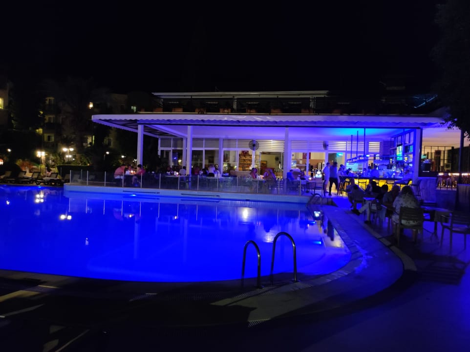 Pool Hotel Gardenia Beach
