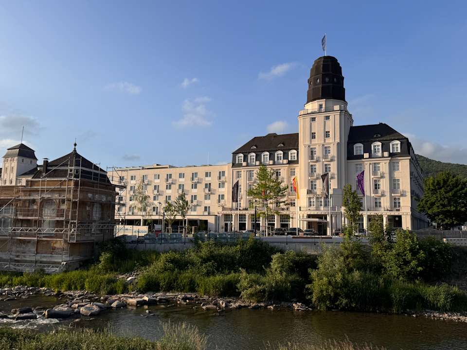 Außenansicht Steigenberger Hotel Bad Neuenahr