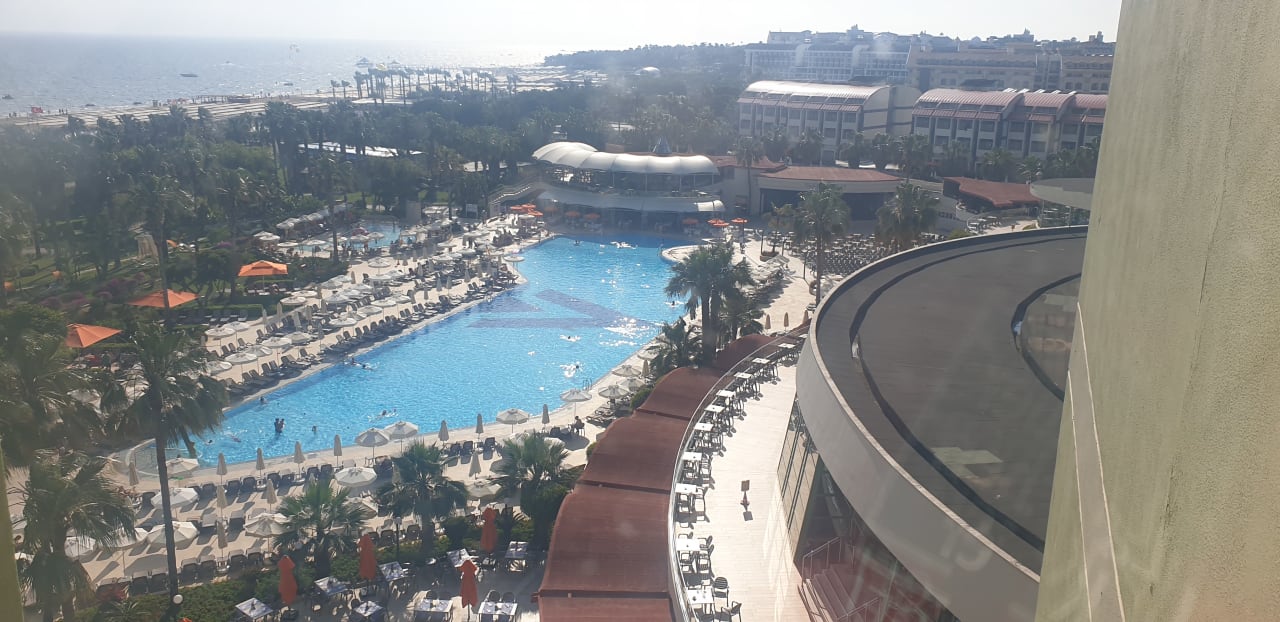 Pool VONRESORT Golden Coast