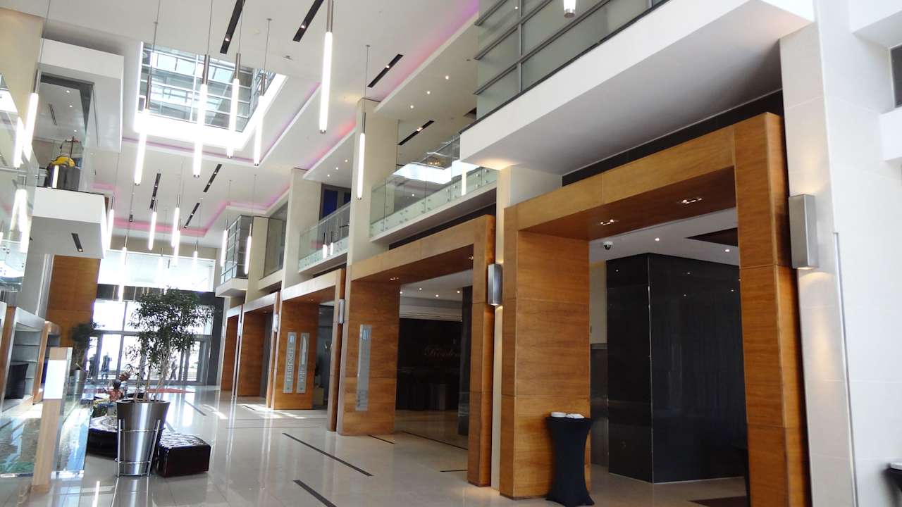 Lobby Apartments Island Letting Crystal Towers Residences