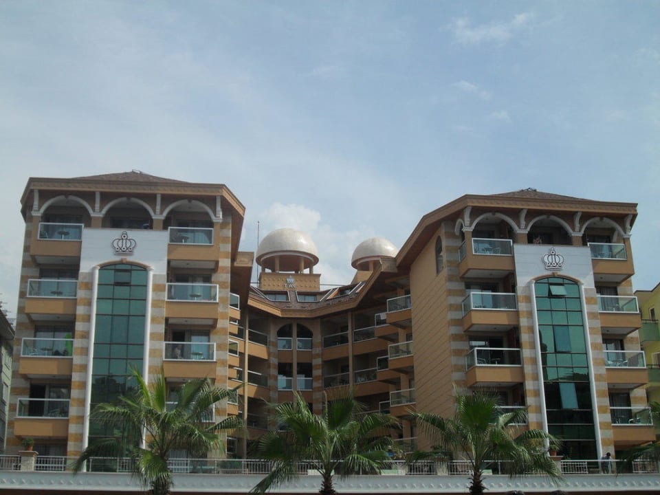 Das Hotel von aussen Tac Premier Hotel & Spa