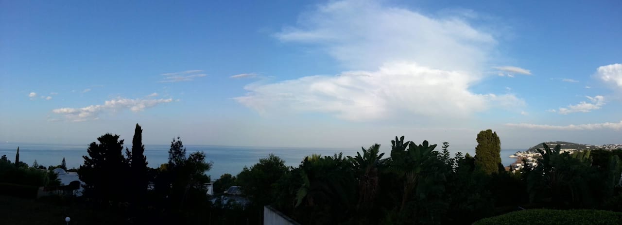 Vue depuis la terrasse (2) Villa Ambre