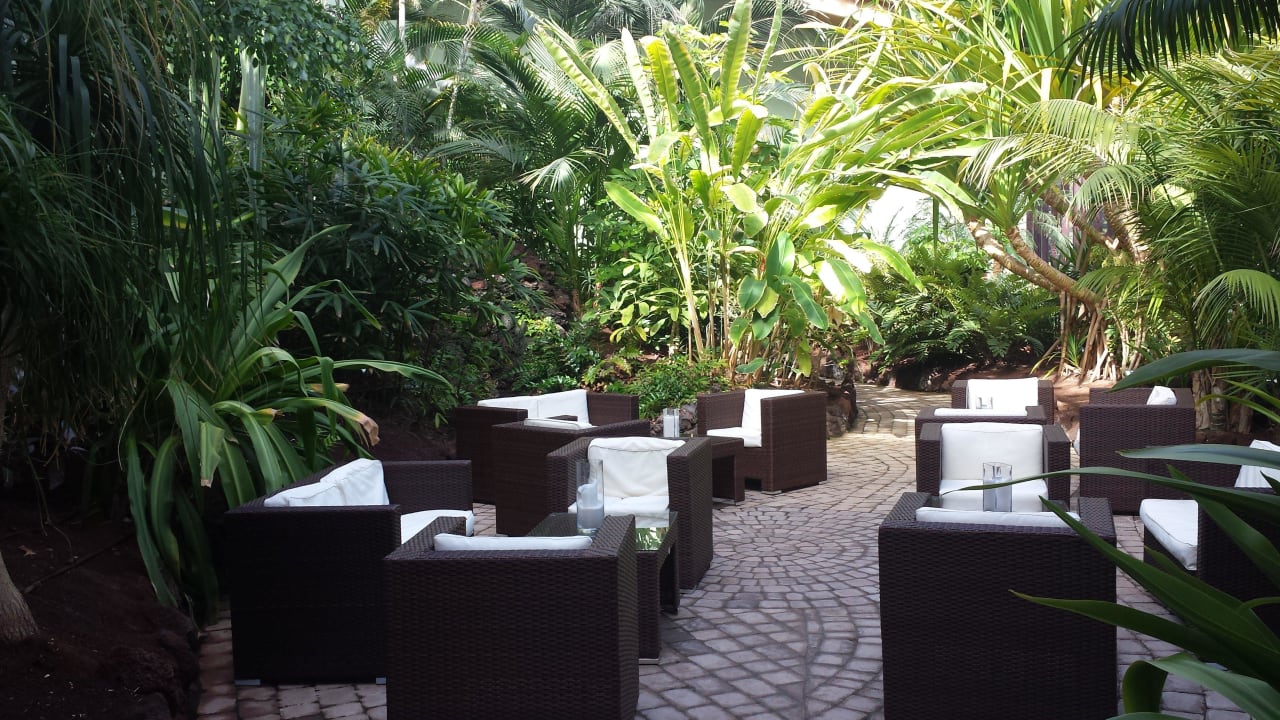 Schöne Lounge im Wintergarten R2 Rio Calma Hotel & Spa & Conference