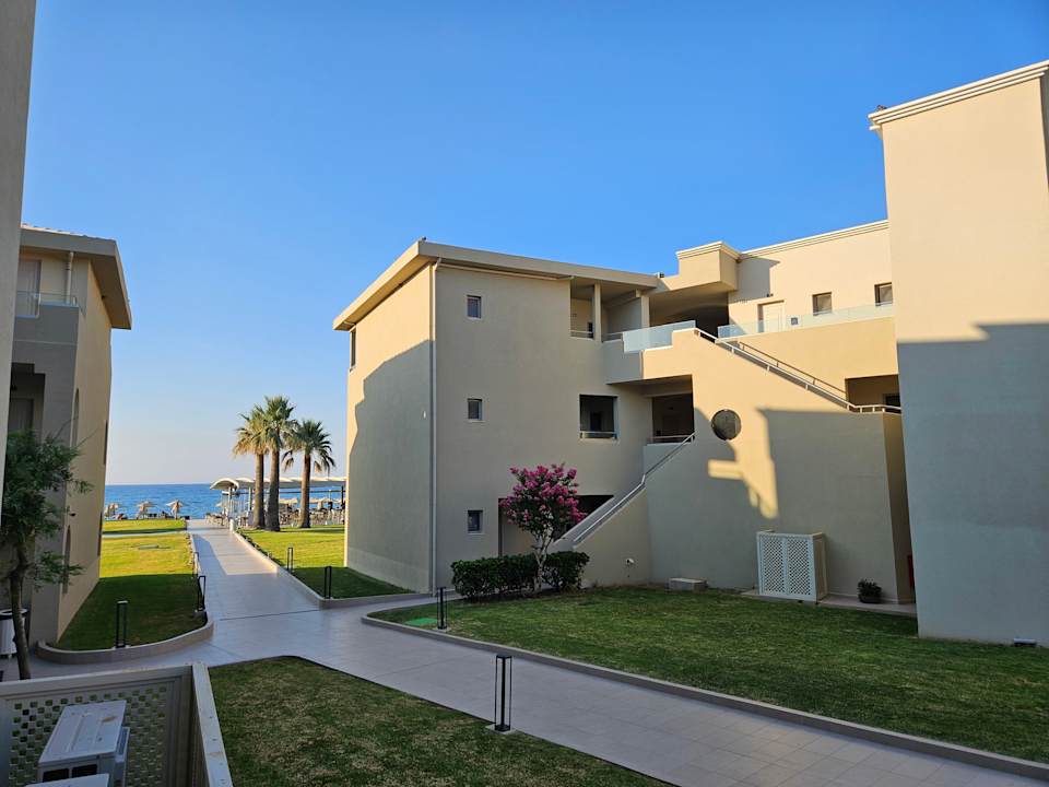 Gartenanlage Vantaris Luxury Beach Resort