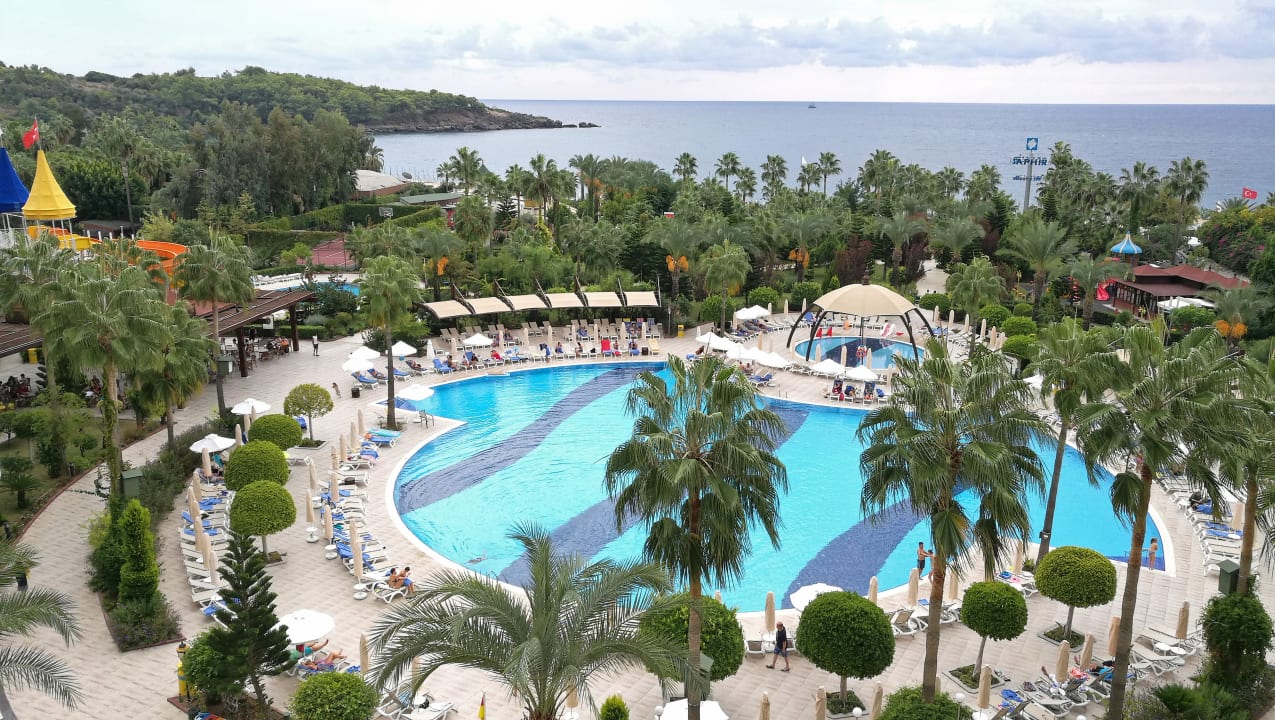 Pool Saphir Resort & Spa