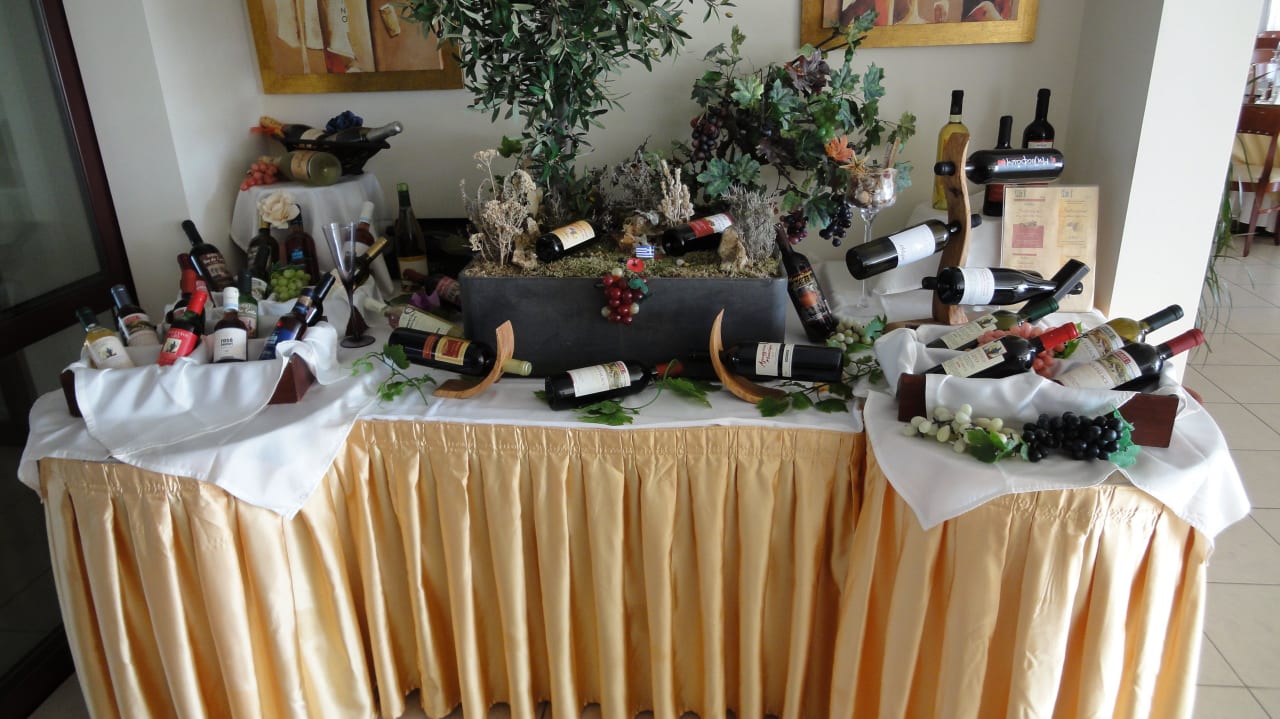 Weine Vantaris Palace