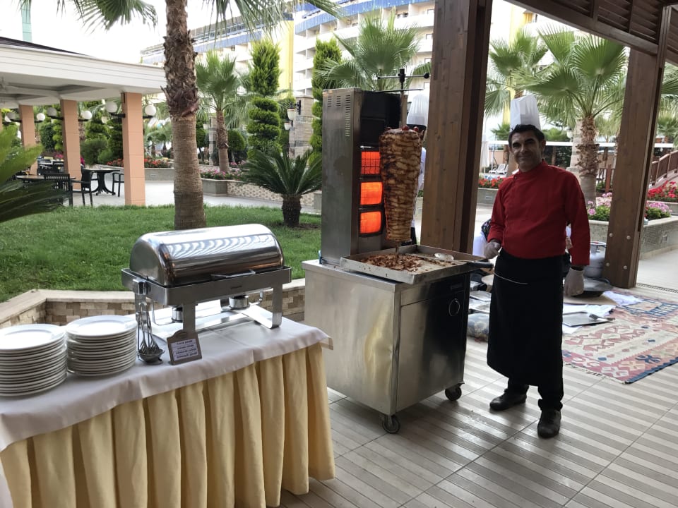 Restaurant Dizalya Palm Garden