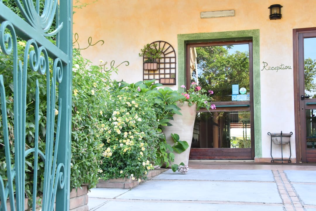 Außenansicht iH Hotels Villasimius Le Zagare Resort