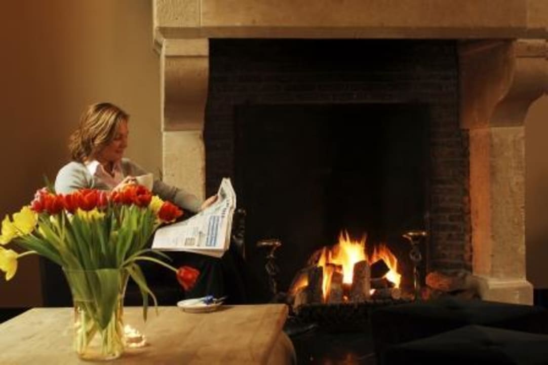 Fireplace in the lobby   Hotel Sint Nicolaas