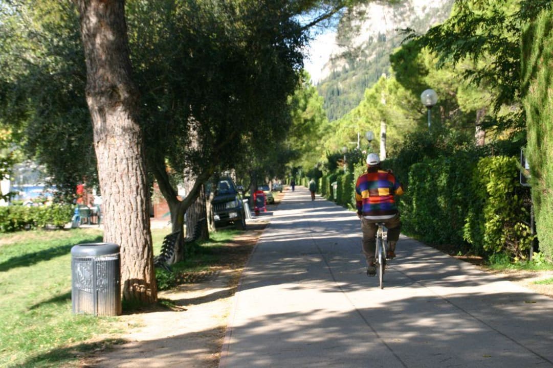 Die Promenade direkt vor der Haustür Hotel Sportsman