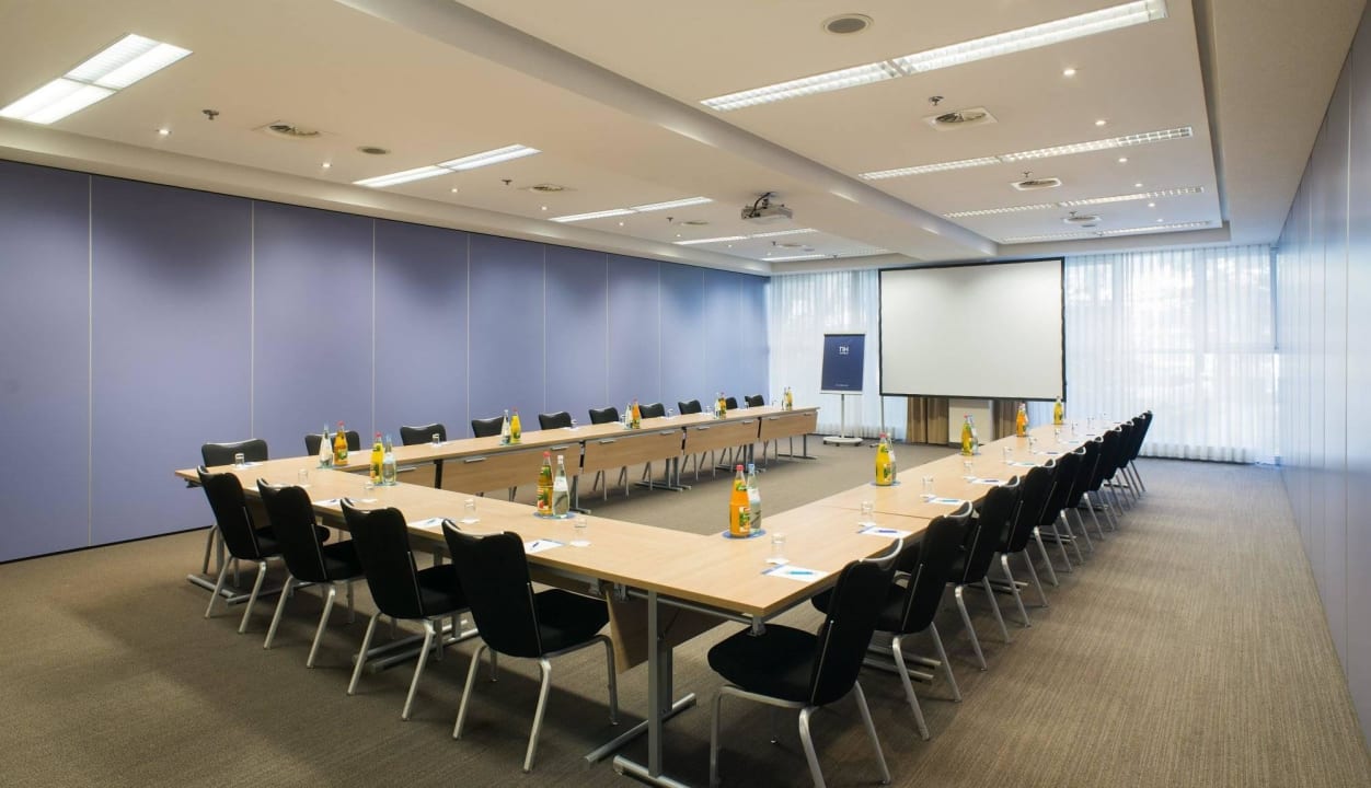 Meeting Room - U-Shaped NH Dresden Neustadt