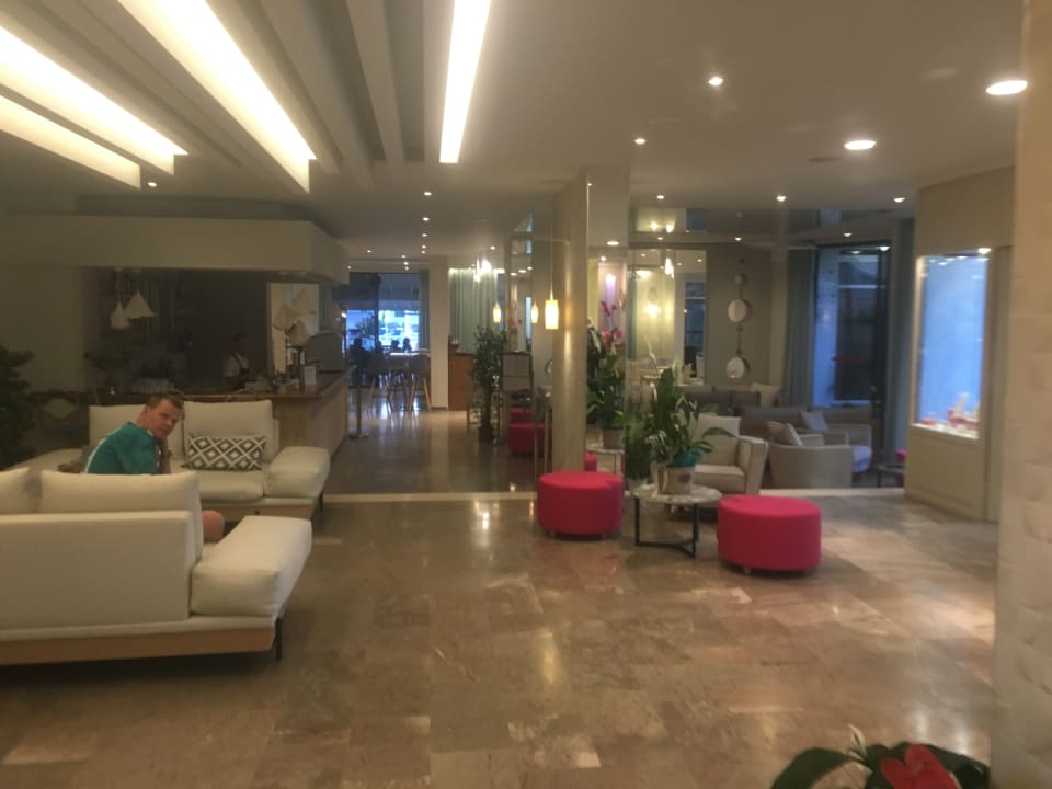 Lobby Hotel Albatros