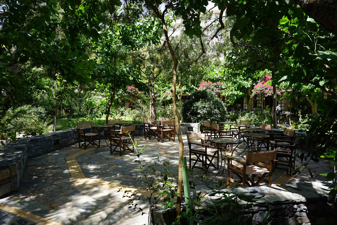 Gartenanlage Apollonia Beach Resort & Spa