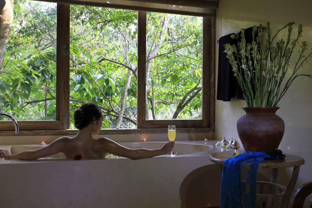 Spa Bathtub The Kayon Resort