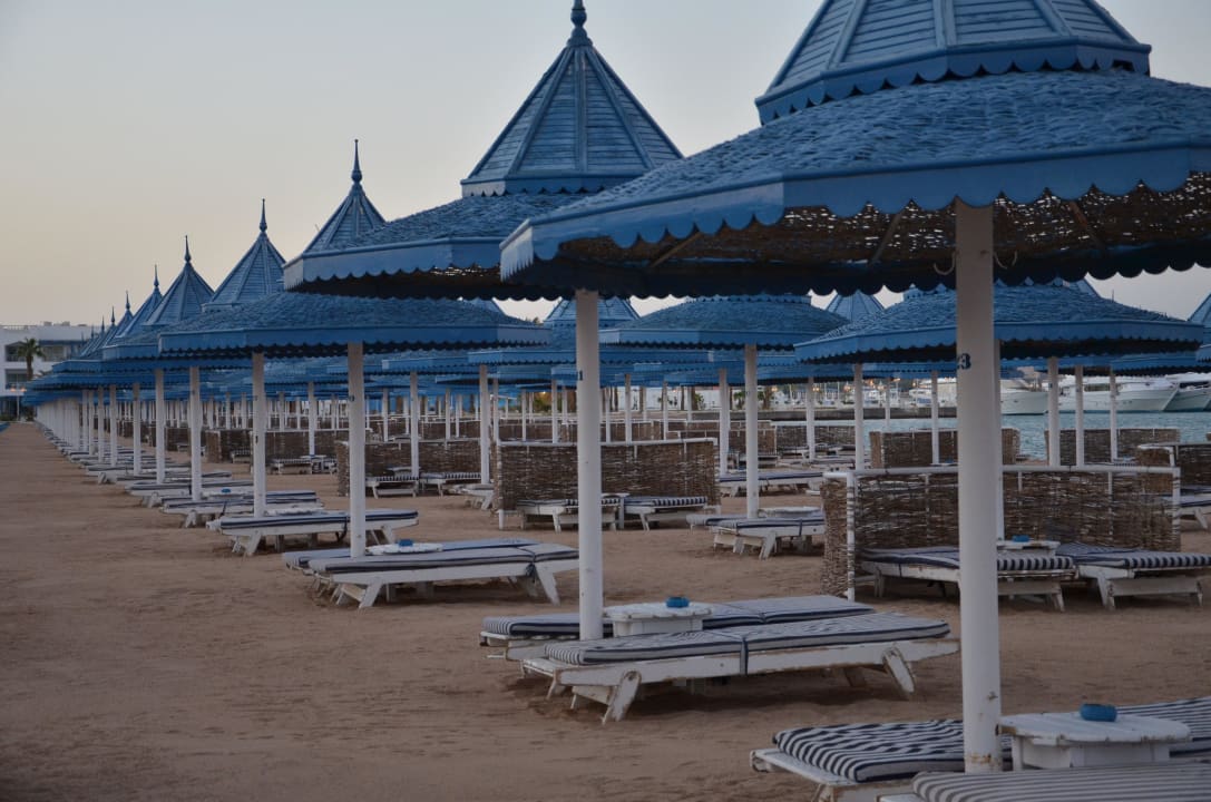 Abends am Strand The Grand Hotel Hurghada