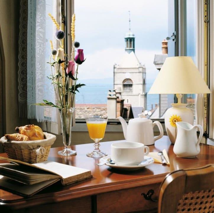 Vue du Lac Hotel Continental