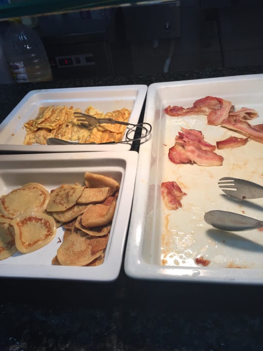 Frühstück LABRANDA Bahía y Villas Fañabé
