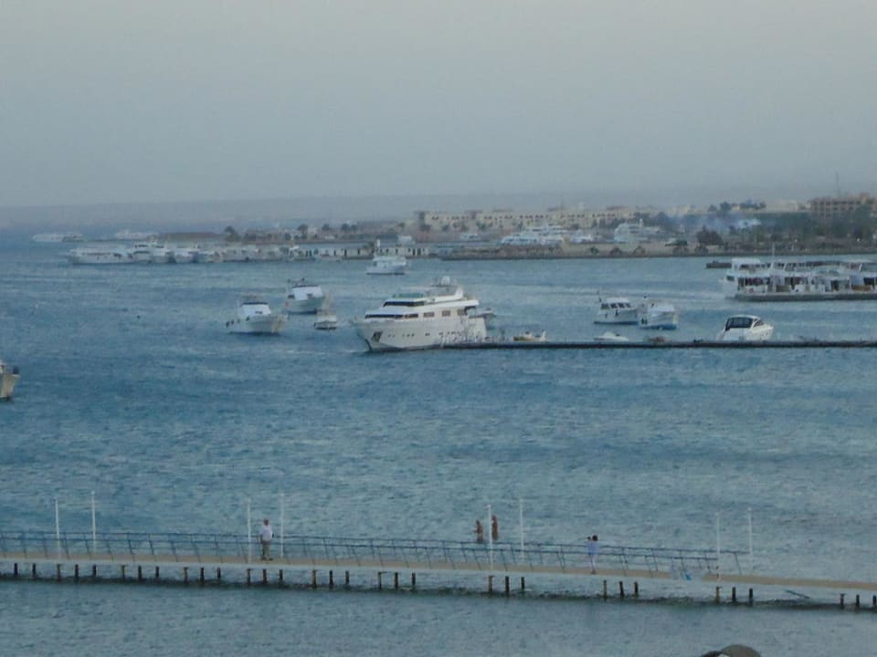 Blick auf die nächstliegenden Hotels Giftun Azur Resort