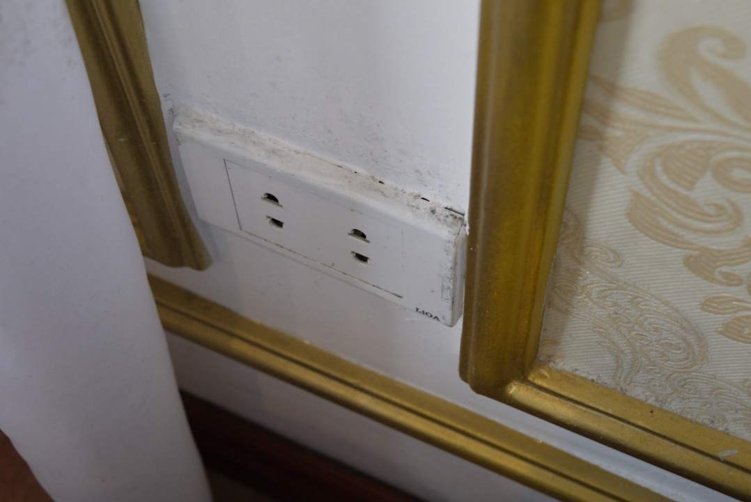 Mould on electricity Hotel Thaison Palace