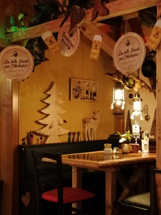 Gastro Ferienhotel Fichtenhäusel am Pöhlagrund