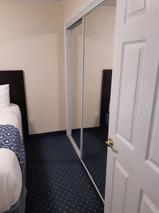 Zimmer Hotel Sailport Waterfront Suites