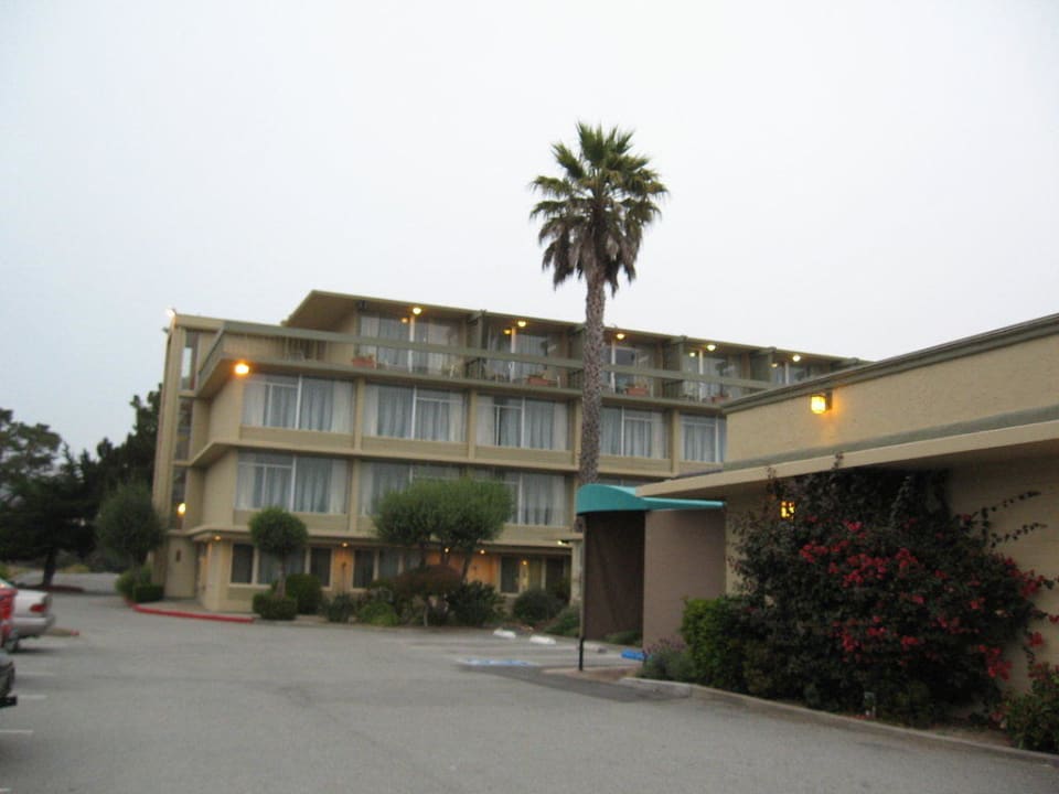 Blick auf das Hotel Hotel Carmel Mission Inn