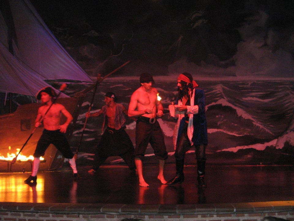 Огненное шоу Limak Limra Hotel & Resort