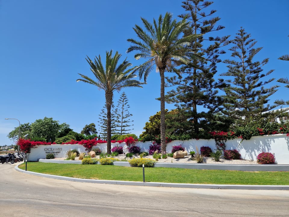 Außenansicht TUI BLUE Oceanis Beach and Spa Resort