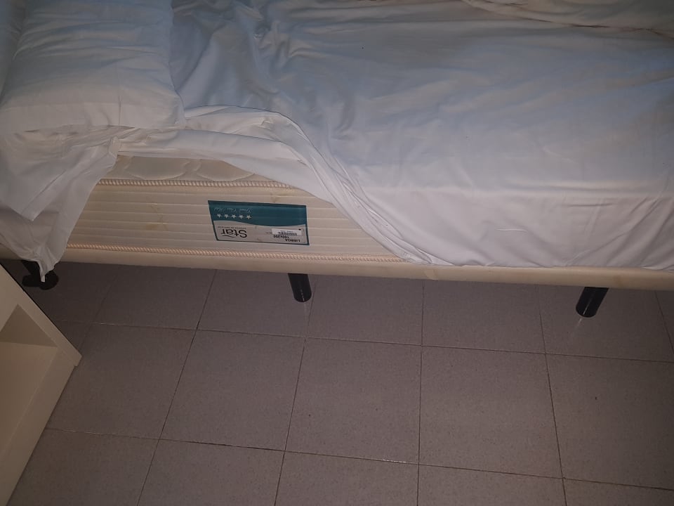 Zimmer Los Olivos Beach Resort