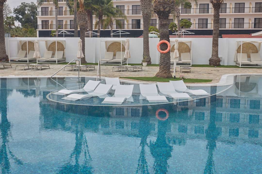 Pool Bohemian Gardens Hotel