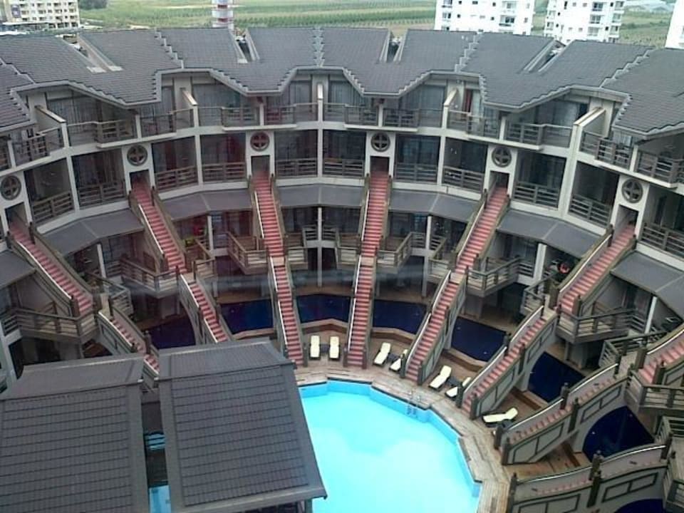 Innenhof Limak Lara Deluxe Hotel & Resort