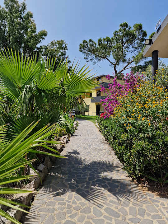 Gartenanlage Horse Country Resort Congress & Spa