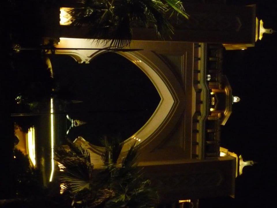 Von der Straße aus gesehen Atlantis, The Palm