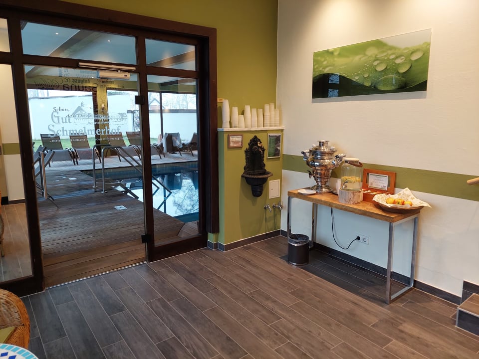 Pool Hotel Gut Schmelmerhof