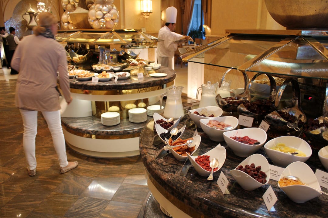 Frühstückbuffet La Vendome Emirates Palace Mandarin Oriental