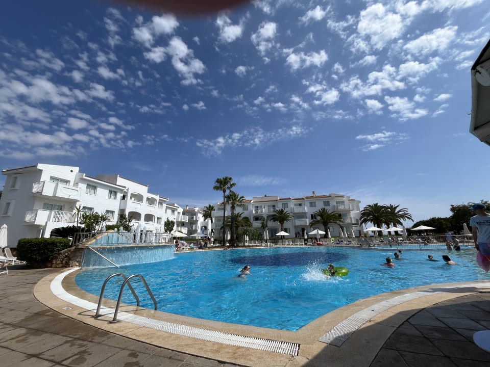 Pool blau punta reina